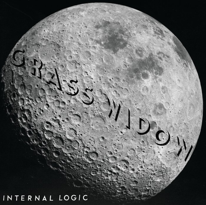 News Added Mar 30, 2012 Grass Widow, the San Francisco trio of Lillian Maring, Hannah Lew, and Raven Mahon, have announced the follow-up to 2010's Past Time. The band will release Internal Logic on May 22 via their HLR label. Track List: 1. Goldilocks Zone 2. Hang Around 3. Milo Minute 4. Under the Atmosphere […]