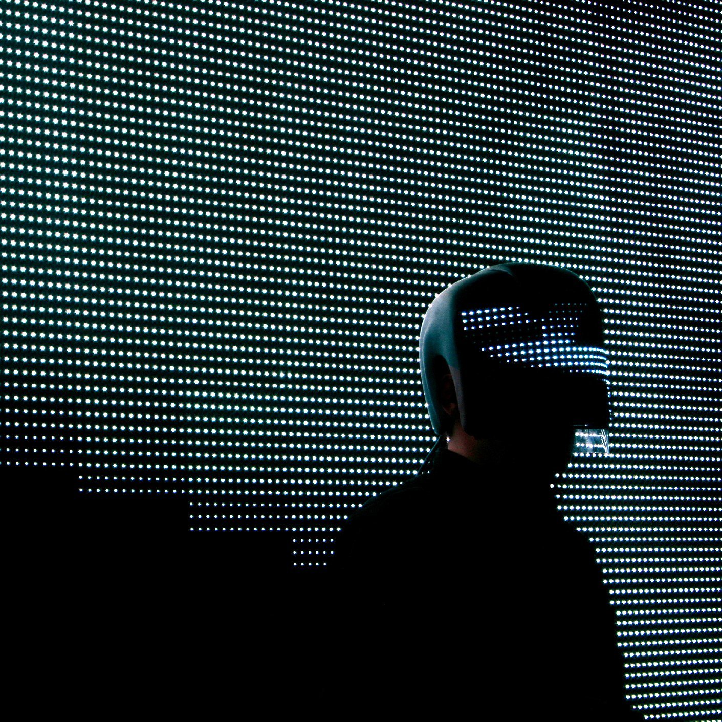 News Added Mar 30, 2012 Ufabulum, the long awaited new album from the genre-bending pioneer Squarepusher is going to be released on May 15th and as he told in an interview with the Creators Project this is going to be the first album on which he allows for collaborations. He claims the album will be […]