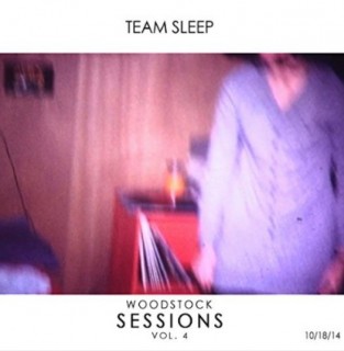 News Added Jun 09, 2015 It's been 10 years since Team Sleep – the shape-shifting alt-rock collective featuring Deftones singer Chino Moreno – released its one and only album, a self-titled 15-track set that deftly wove together strands of dream pop, shoegaze and trip hop. In that time, fans have had little reason to think […]