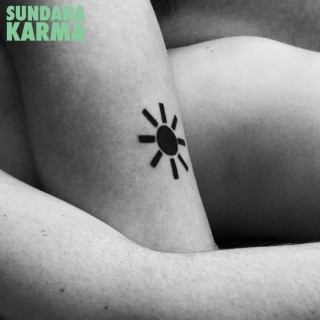 News Added Sep 24, 2015 Sundara Karma announce new EP and blast through the blues with new track “Vivienne.” Announcing the release of "EP II", Sundara Karma have premiered lead track "Vivienne", a blissed out track that blasts through the very corners of consciousness with an all-encompassing devotion. Sundara Karma are presenting their distinctive indie-pop […]