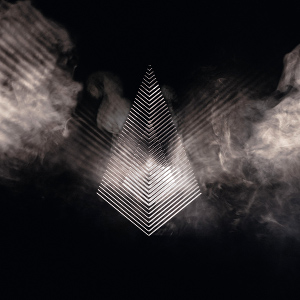 News Added Nov 12, 2015 Kiasmos is an Icelandic minimal, experimental techno duo, composed of Ólafur Arnalds and Janus Rasmussen. Following on from their Record Store Day ‘Looped EP’ release, which featured remixes by Dauwd and Lubomyr Melnyk, Kiasmos return with three new tracks and a remix by Tale Of Us. Recorded in various locations […]