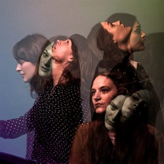 News Added May 03, 2016 The acoustic folk rock trio The Staves, formed by sisters Emily (vocals), Jessica (vocals/guitar) and Camilla Staveley-Taylor (vocals/ukelele), is releasing "Sleeping In A Car", a three song EP, only a year after the release of "If I Was", their third LP. Even if "Sleeping In A Car" is already available […]