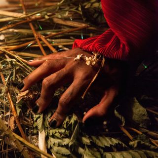 News Added Aug 27, 2016 NYC artist Josiah Wise has announced the release of his debut EP as serpentwithfeet. The EP is called blisters and features production by Haxan Cloak. The music he makes as serpentwithfeet lives up to the wildness of his look—it’s often quite jarring, with his voice reaching up high behind booming […]