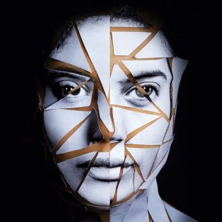 News Added Sep 02, 2017 Soulful twins Ibeyi have released their new song “Deathless,” which features sultry supporting sax work from Kamasi Washington. The song arrives with an Ed Morris-directed video that uses surrealistic imagery evoking childbirth. Watch below. “Deathless” will be featured on Ibeyi’s just-announced album Ash, the duo’s follow-up to their 2015 self-titled […]